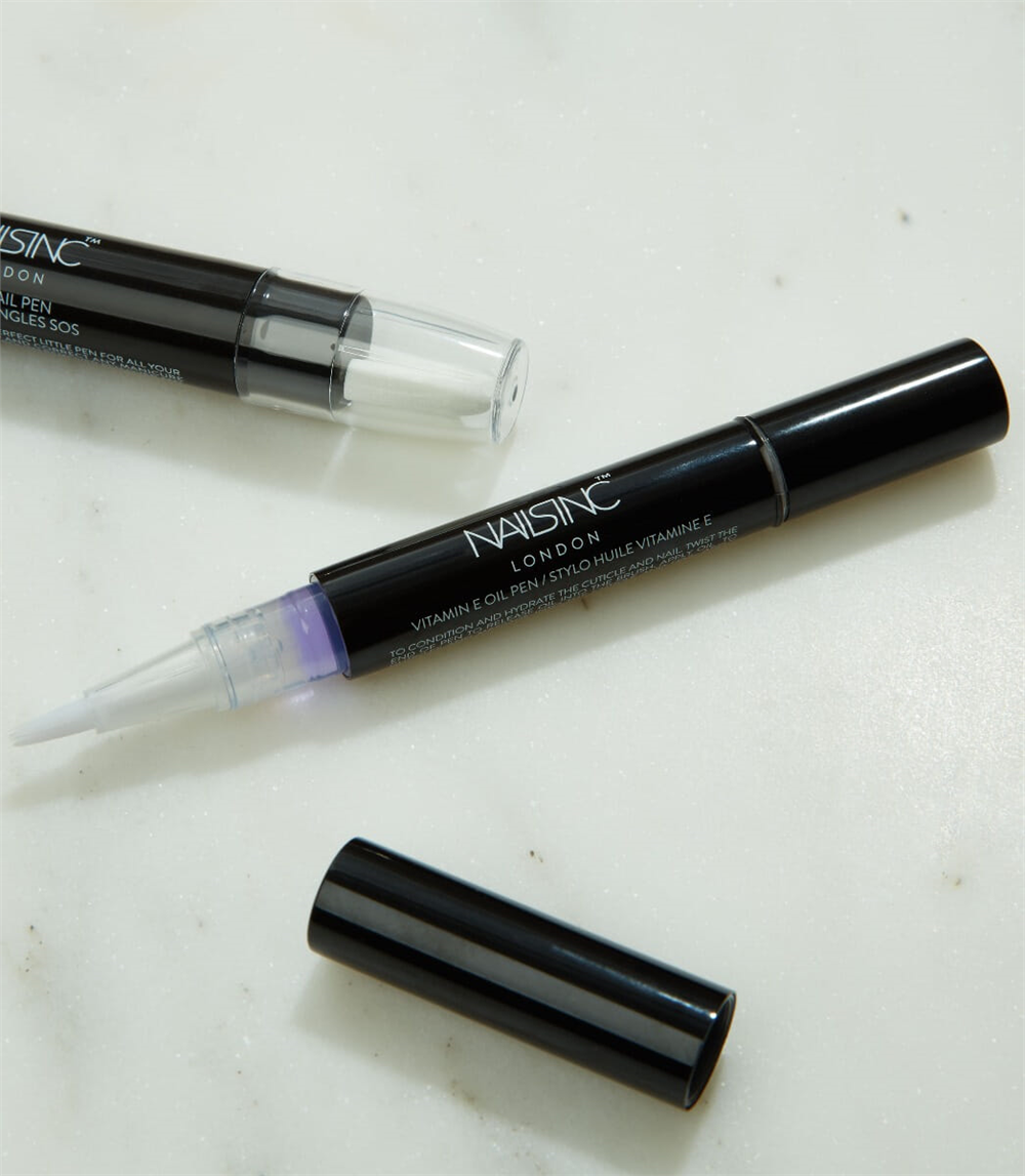 Vitamin E Pen Nourishing Nail Treatment