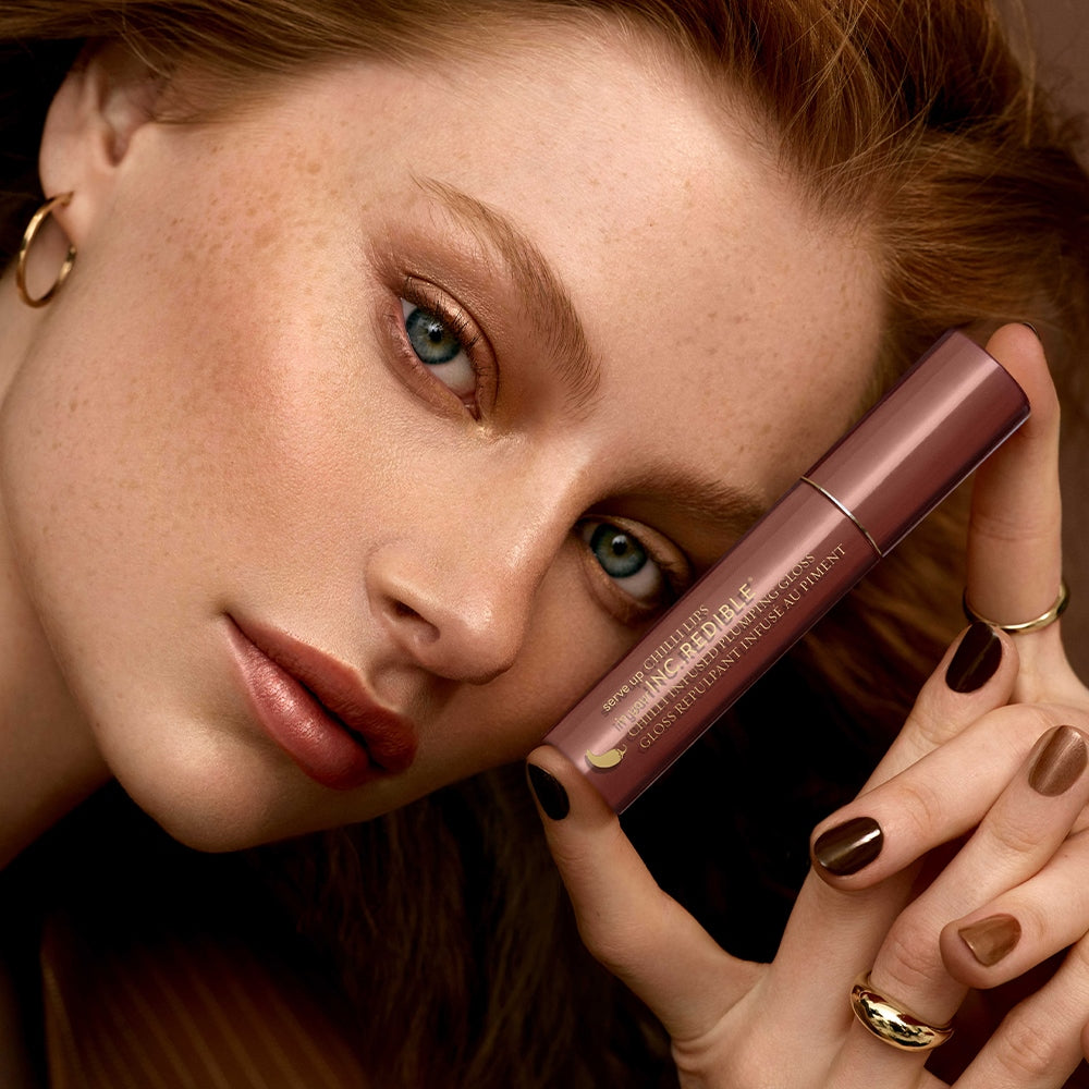 Feeling Fire Volumising Lip Gloss