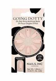 Going Dotty Artificial Nails