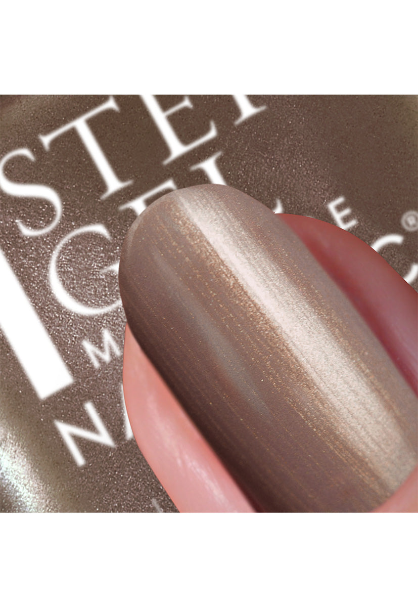 Khloe – 1-Step Gel It's Topless Nail Polish